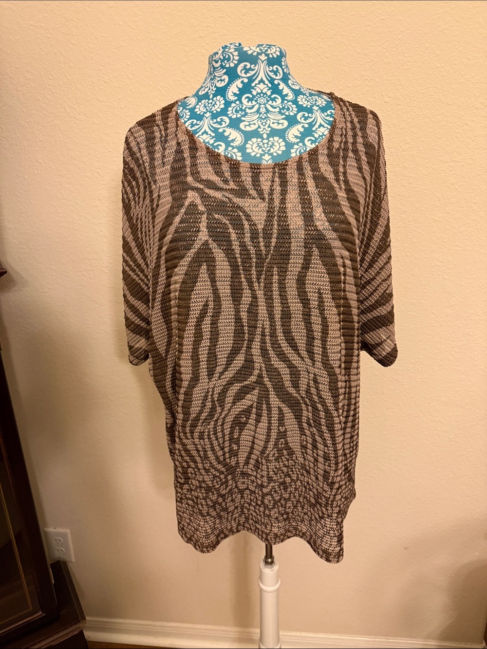 Maggie Barnes Brown and Tan Zebra-Print Knit Top